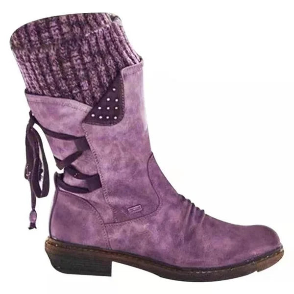 Wool-lined winter boots 10