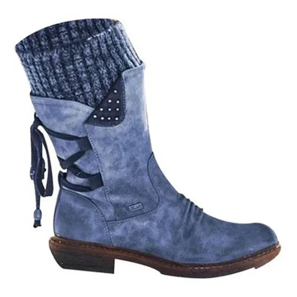 Wool-lined winter boots 11